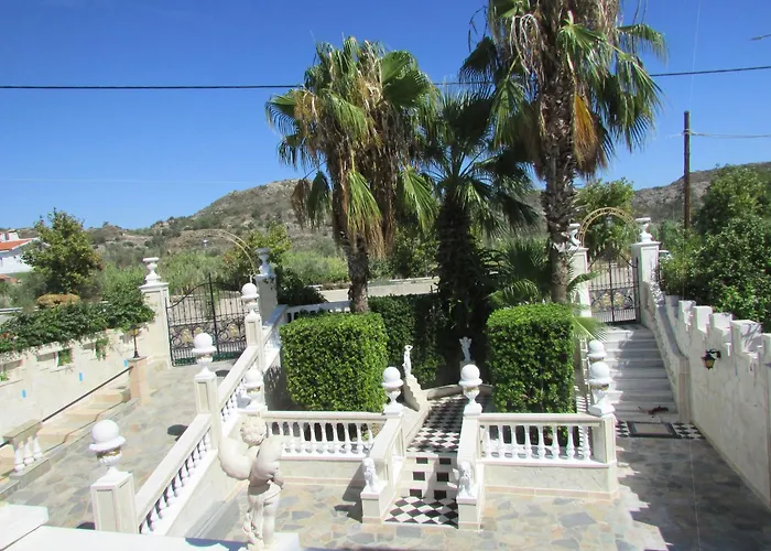 Castellino بيت ضيافة فاليراكي