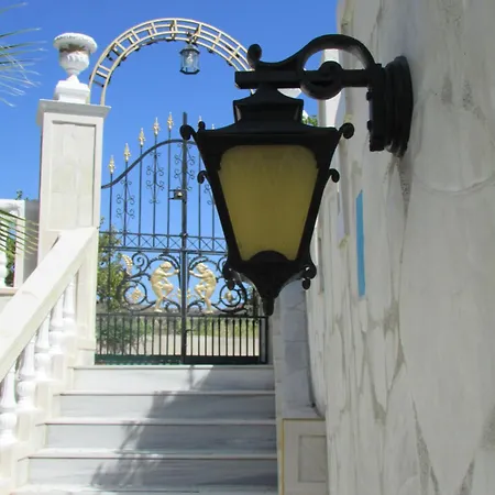 Castellino 4* Φαληράκι