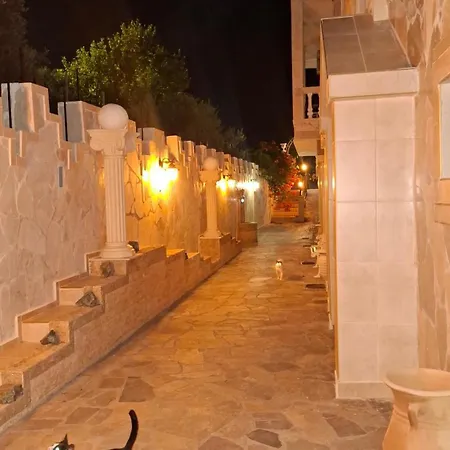 Castellino 4* Φαληράκι