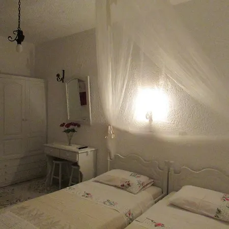 Castellino Φαληράκι