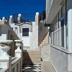 Castellino Studios Guest house
