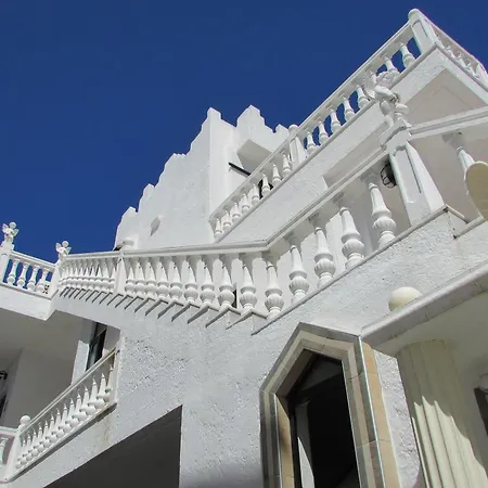 Castellino ゲストハウス