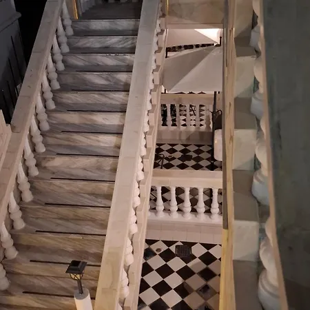 ゲストハウス Castellino 4*