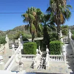 Castellino بيت ضيافة فاليراكي