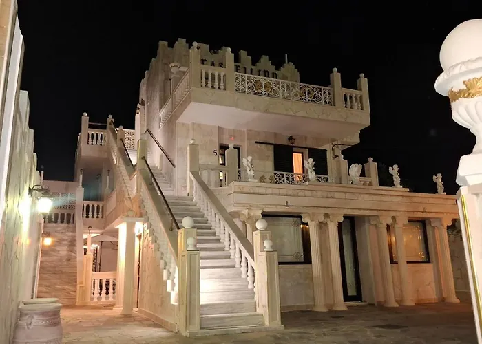 Castellino Konukevi